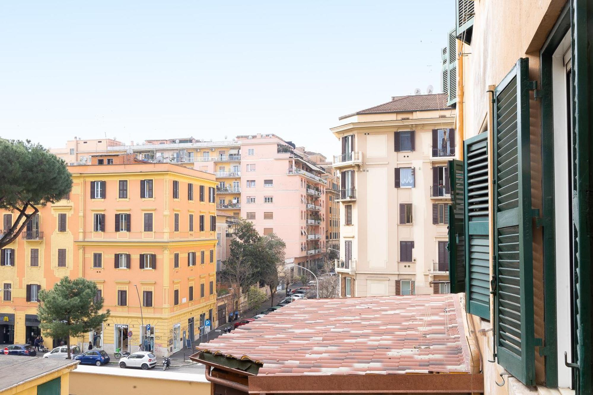 Cozy San Giovanni In Laterano *
